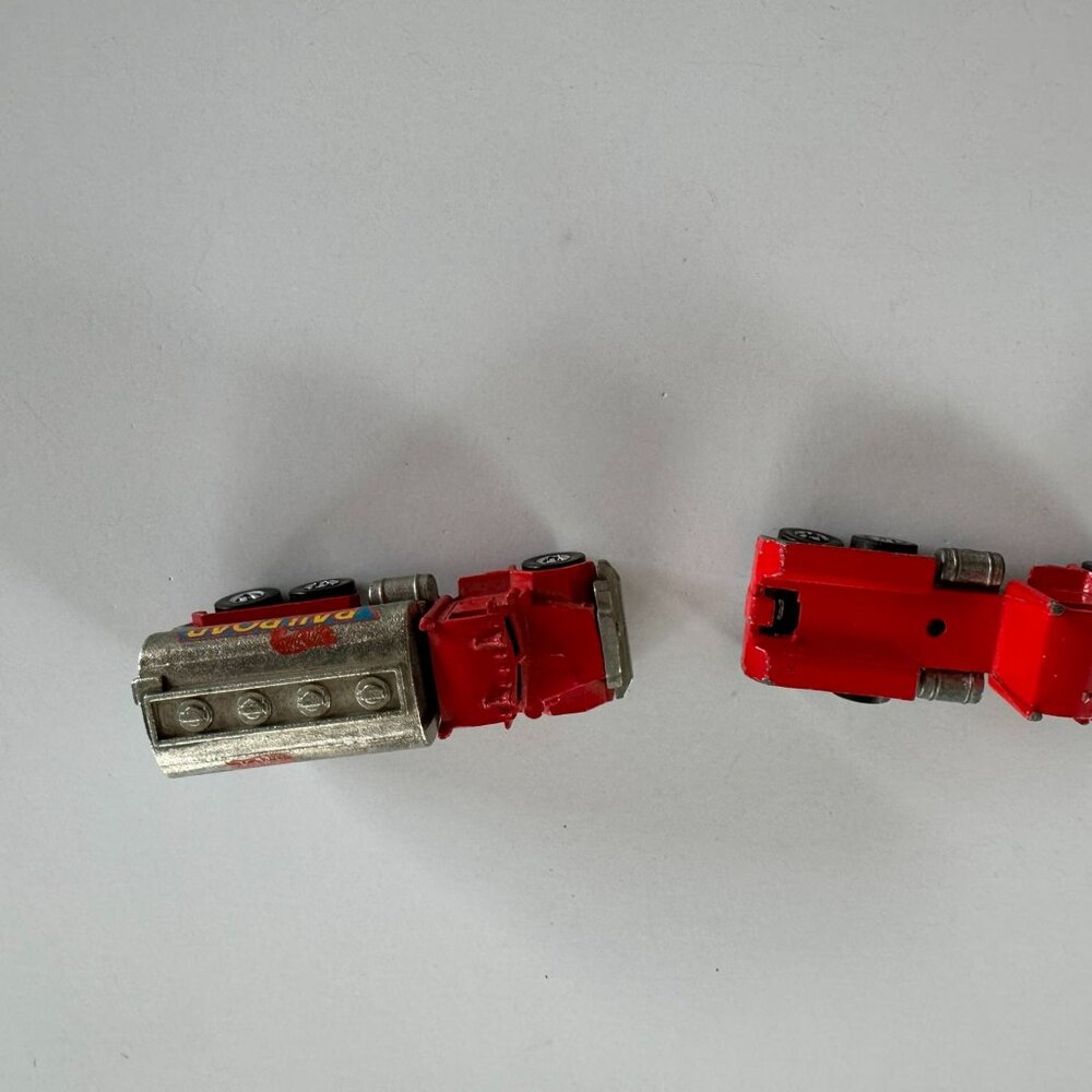 Lot 025 – Hot Wheels/Small Toys.